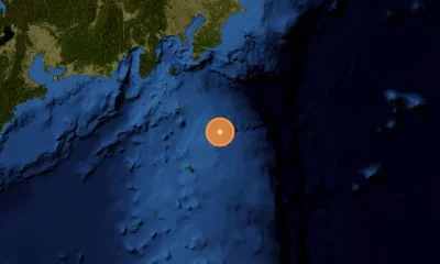 33.72°N, 140.38°E
