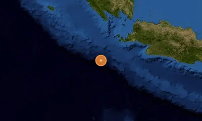7.67°S, 104.43°E