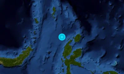 178 km al N de Ternate, Indonesia