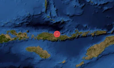 8.41°S, 121.36°E